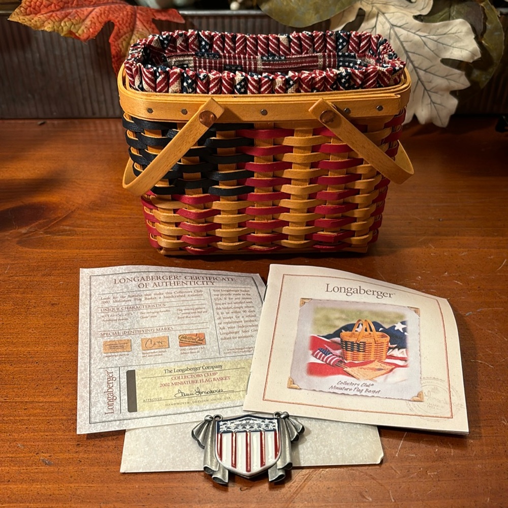 Longaberger 2002 Collectors Club Miniature FLAG Basket w Liner & Protector